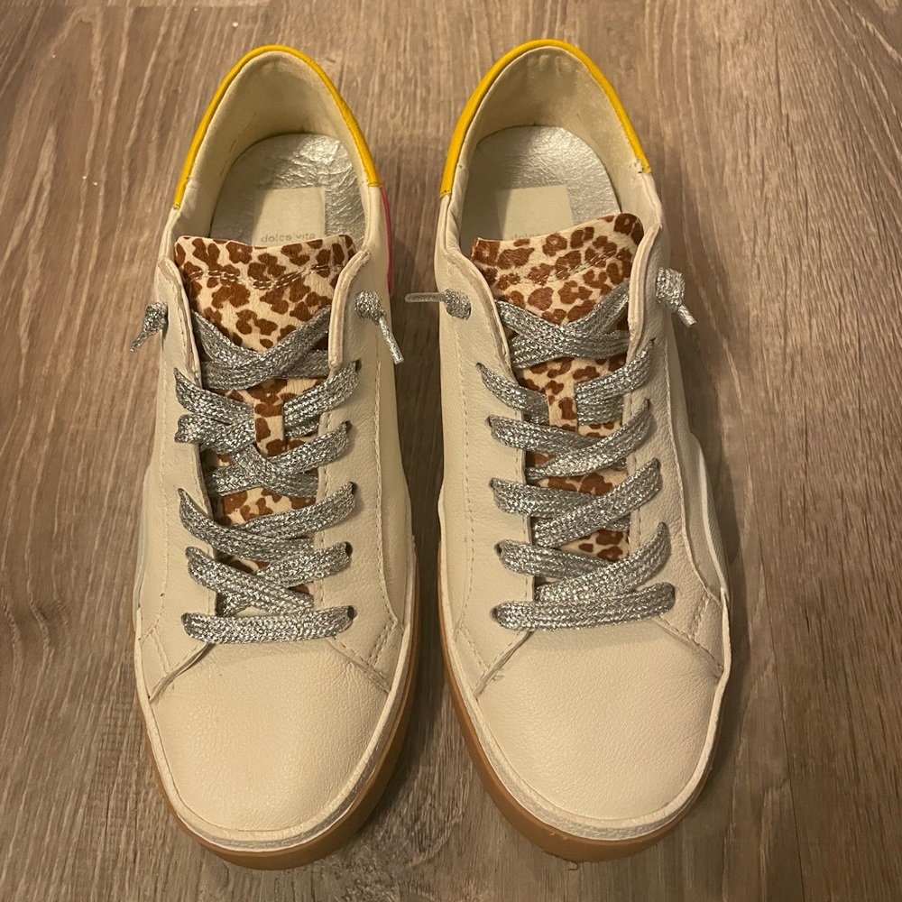 Dolce Vita Sneakers 8